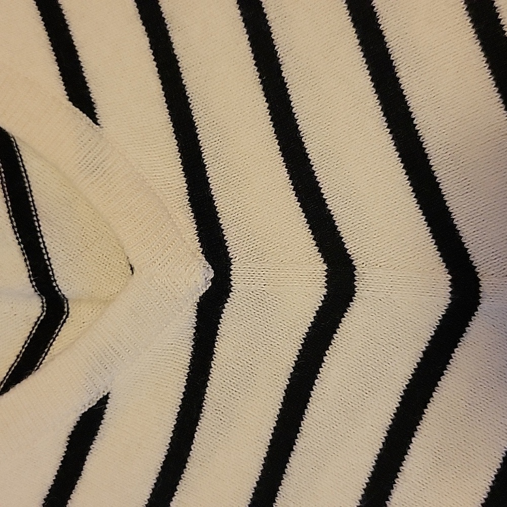 Part Two Sweater - Picture 4 of 9